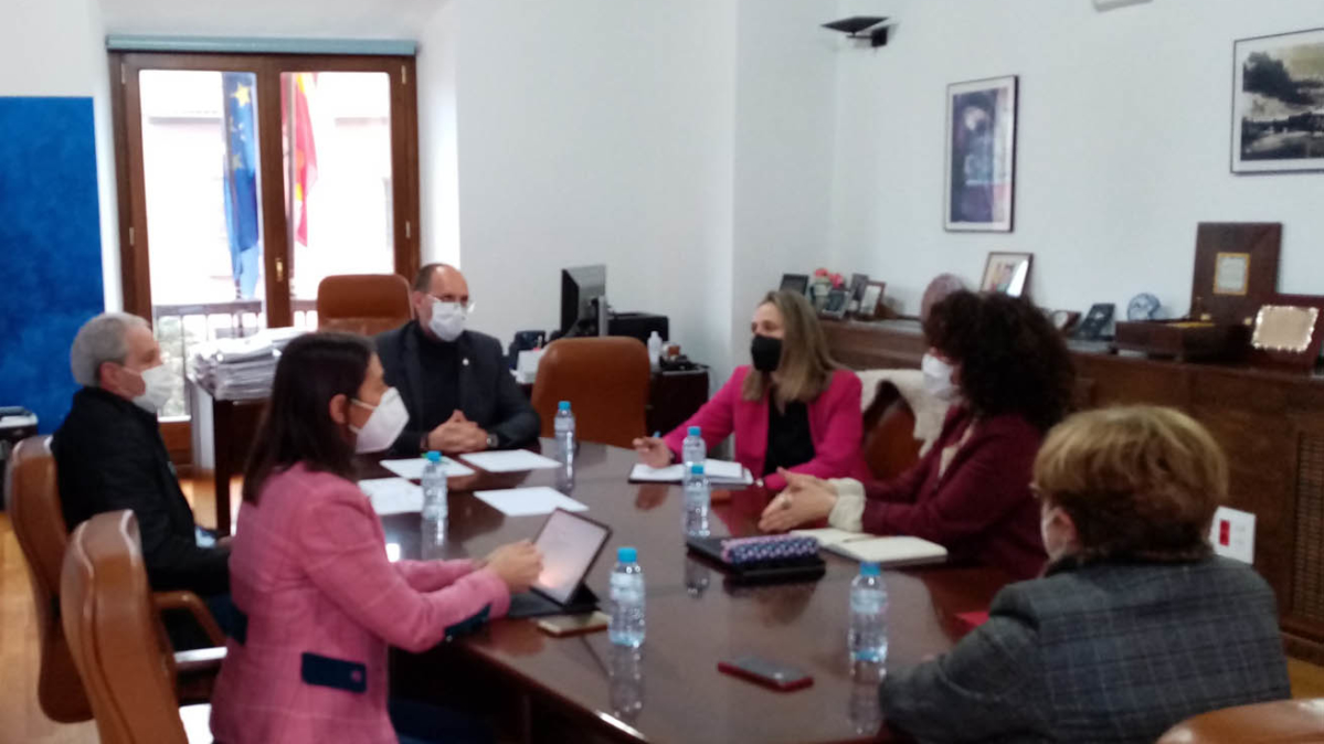 Reunión de seguimiento de la pandemia en Talavera.