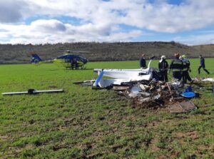 Así quedó la avioneta en el accidente ocurrido en el término de Toledo