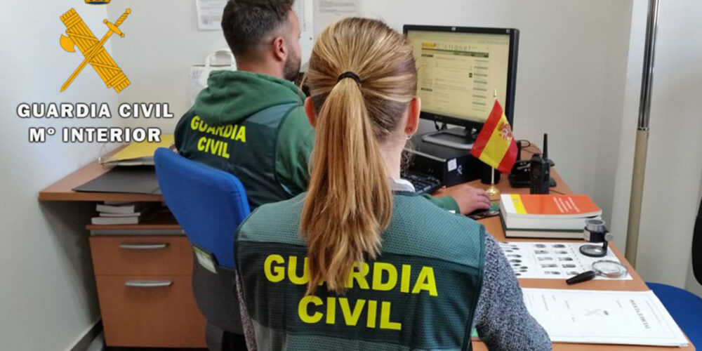 La Guardia Civil consiguió detener a los dos menores por el supuesto acoso escolar a un compañero.