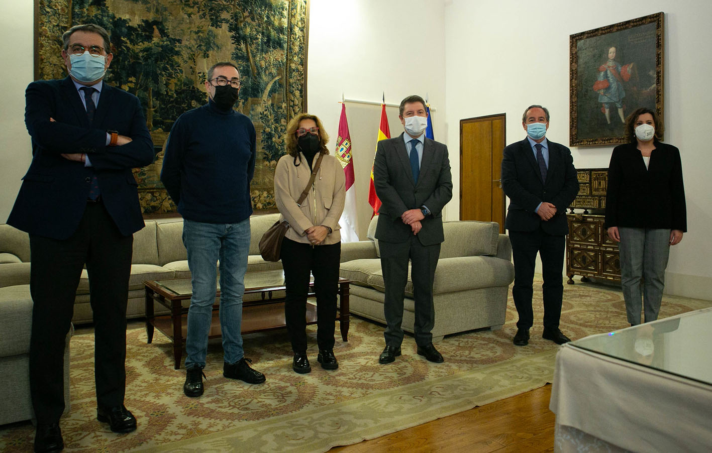 De izquierda a derecha, Jesús Fernández Sanz, Paco de la Rosa, Amparo Burgueño, Emiliano García-Page, Ángel Nicolás y Patricia Franco.