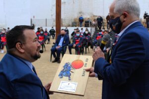 Amores recibió el reconocimiento del presidente de la Federación, Antonio Moreno