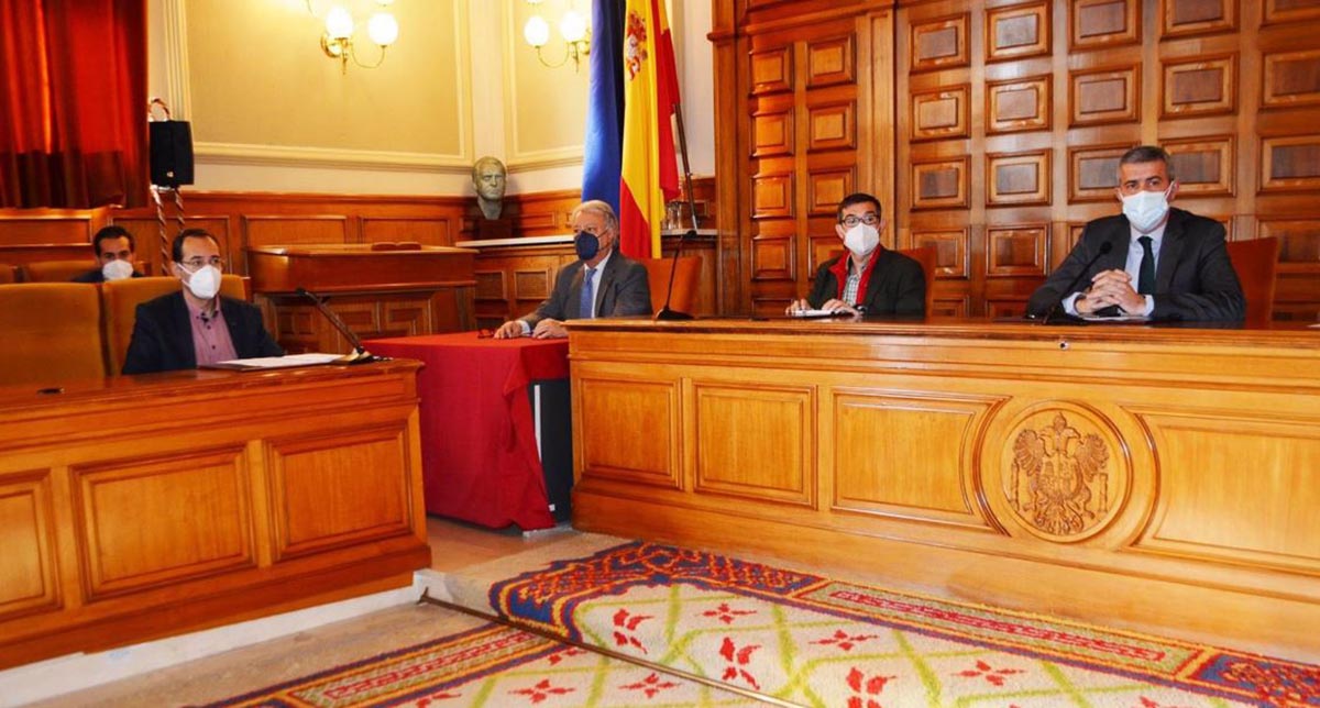 Detalle del Pleno de hoy en la Diputación de Toledo