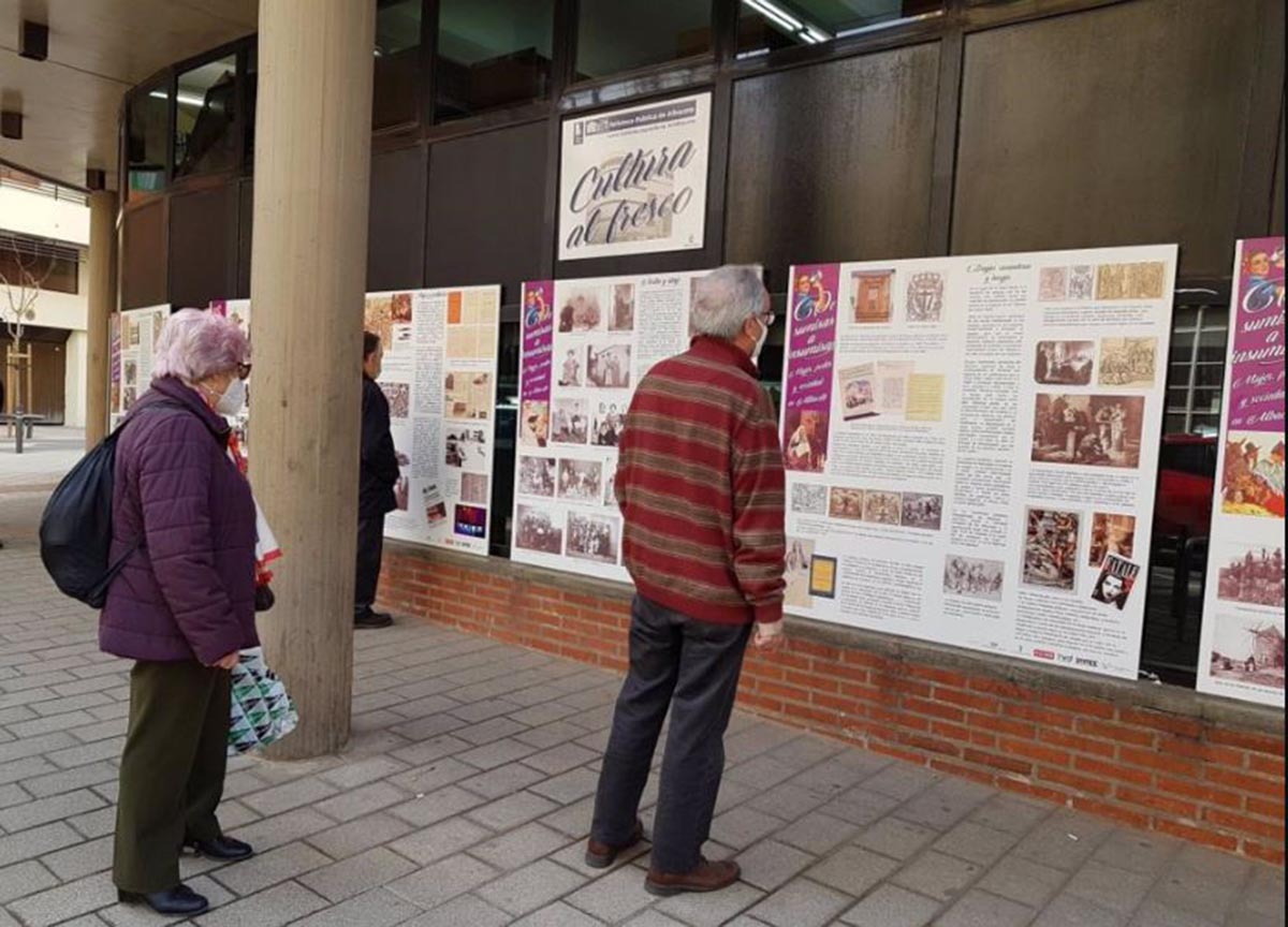 Exposición en conmemoración del Día Internacional de la Mujer