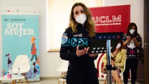 Isabel García, primera mujer con rango de oficial en la historia de la Policía Local de Toledo.