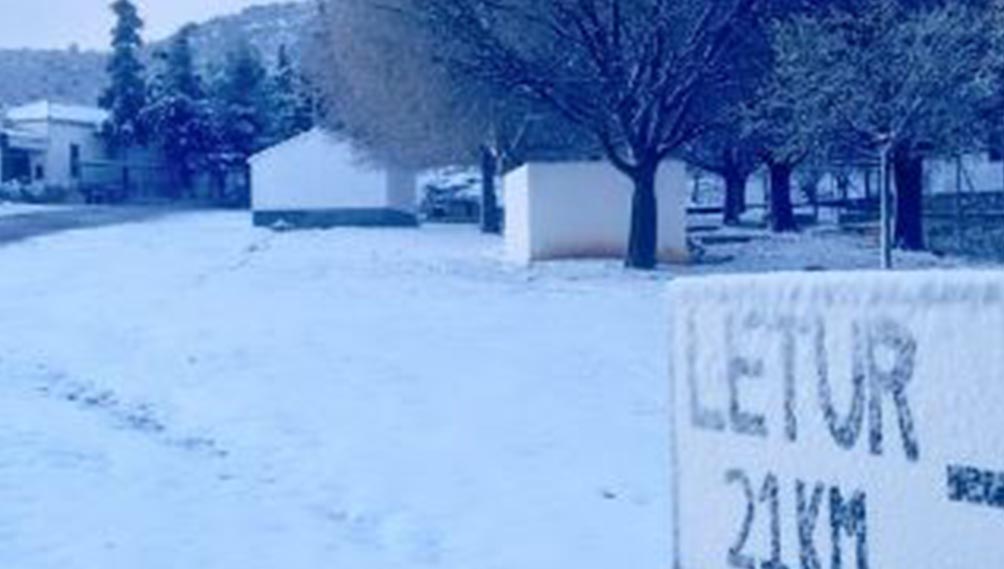 Nevó, y de qué forma, casi en primavera sobre la provincia de Albacete. Foto: @meteohellin