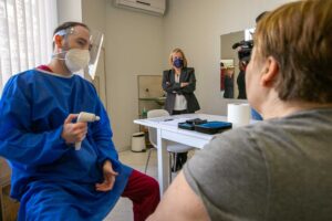 La viceconsejera Ana Saavedra ha visitado el Centro de Rehabilitación Integral CAP Toledo