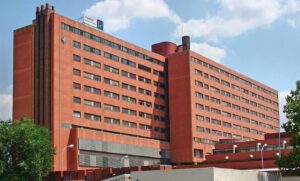 Hospital Guadalajara a donde han sido trasladados los intoxicados en Peñalver