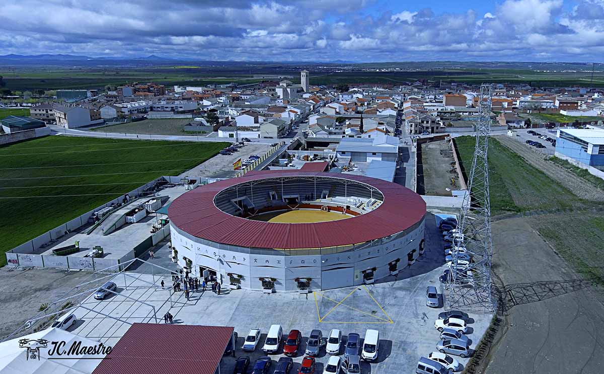 Plaza de toros de Villaseca, sede de las novilladas del "Alfarero de Plata"