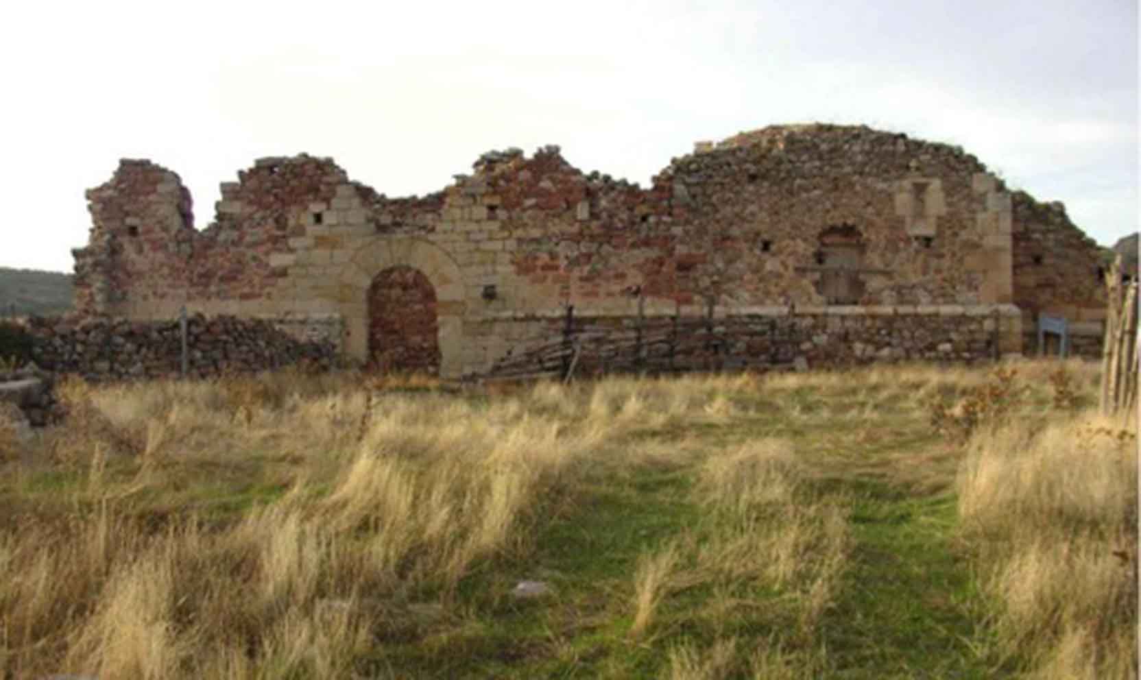 Ermita de la Virgen de la Carrasca, en Rillo de Gallo (Guadalajara)