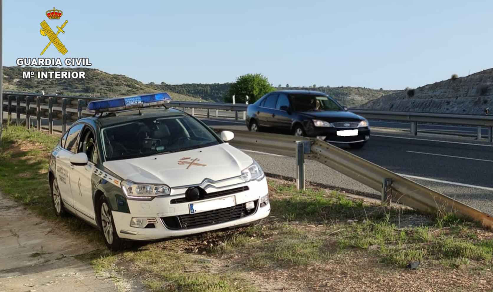 Un radar móvil detectó a tres conductores a más de 200. radar móvil, radar tráfico, guardia civil