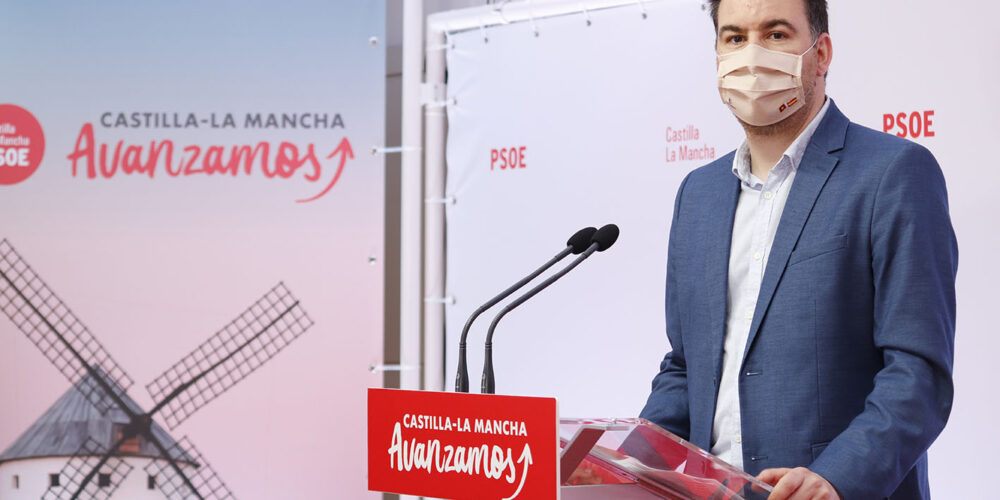 Antonio Sánchez Requena, diputado del PSOE en las Cortes, ha contestado a Paco Núñez.