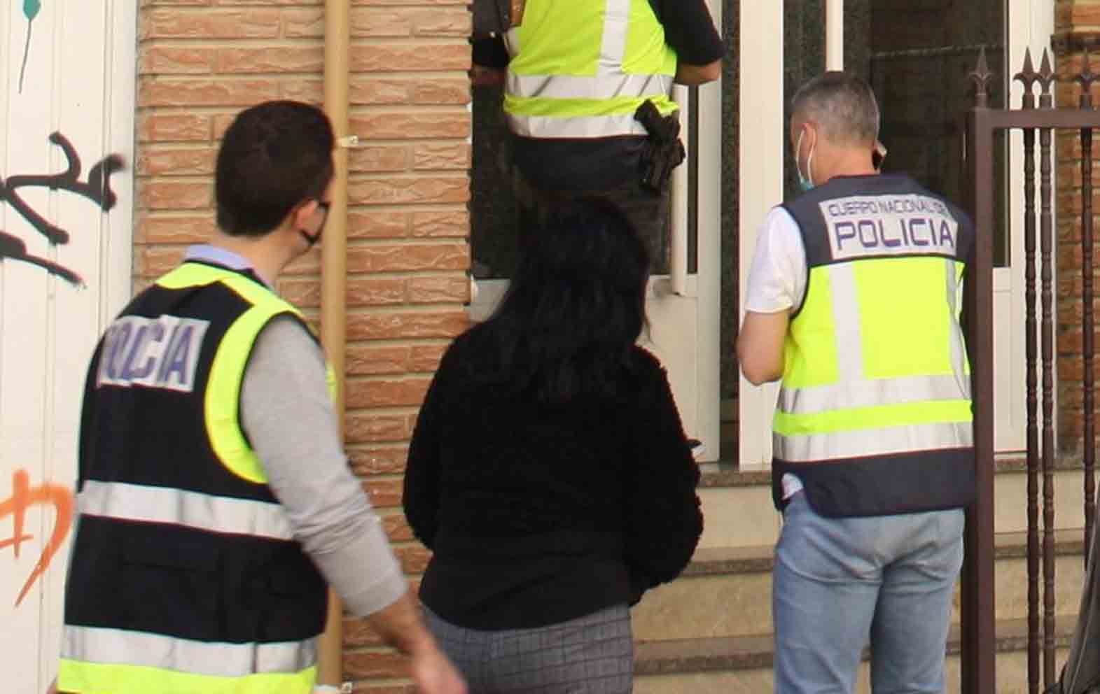 Imagen de una de las detenciones que ha practicado la Policía Nacional.