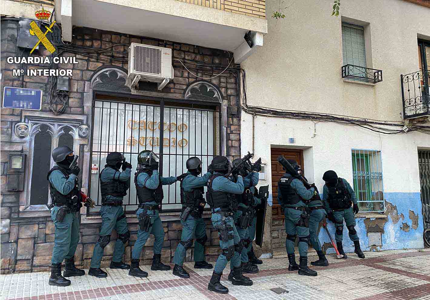 Imagen de una de las entradas a una vivienda en Villacañas (Toledo).