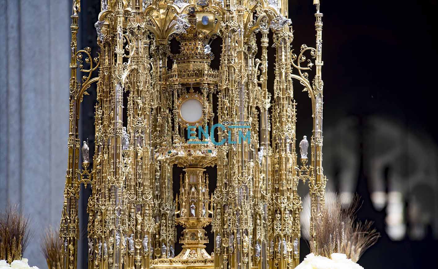 La Custodia de Arfe durante la procesión del Corpus Christi.