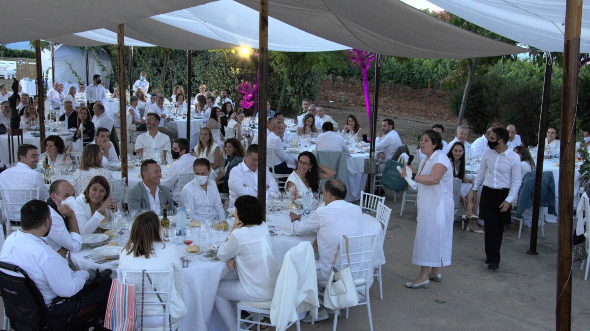 Cenas en blanco contra la ELA