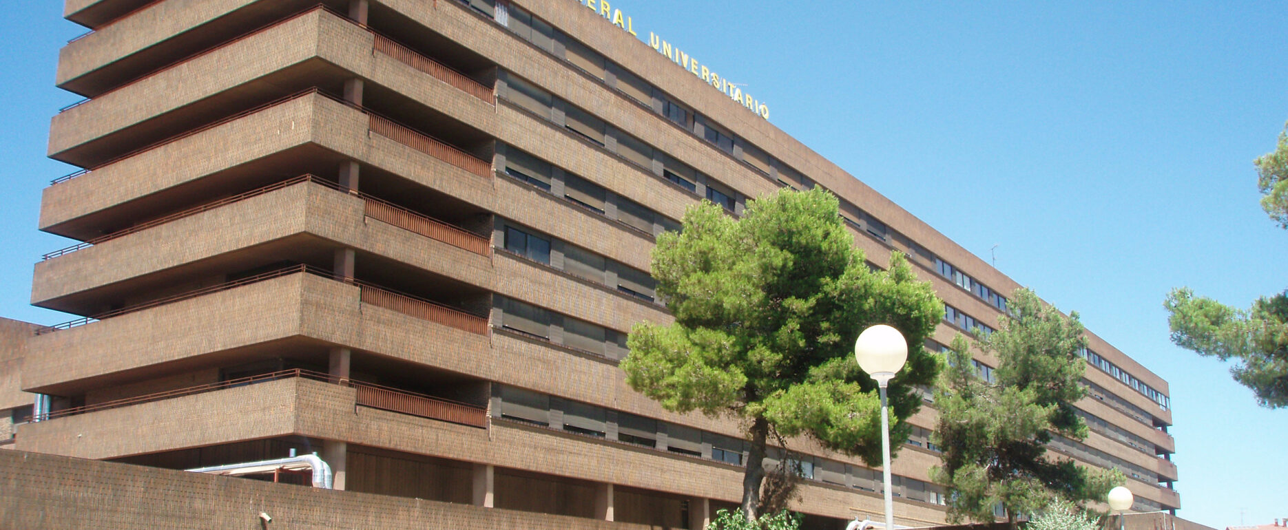 Hospital de Albacete al que fue llevado el joven al que acababan de apuñalar