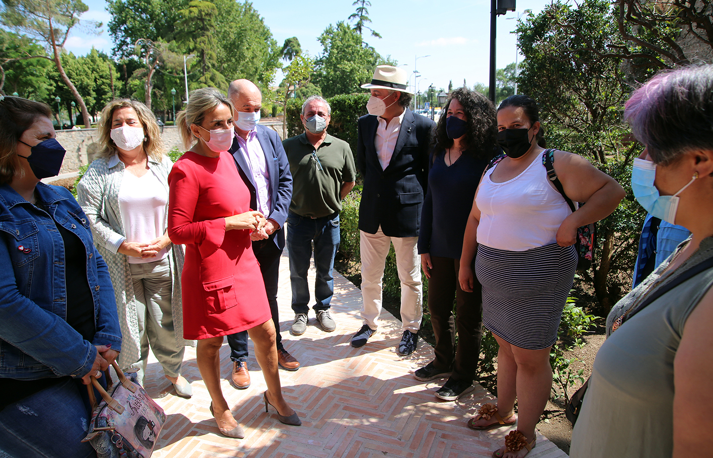 Tolón, durante su visita a los jardines de Alfonso VI.