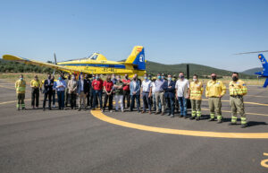 Page se ha mostrado muy crítico con los sindicatos de Geacam durante la inauguración de un nuevo aeródromo en Los Yébenes.