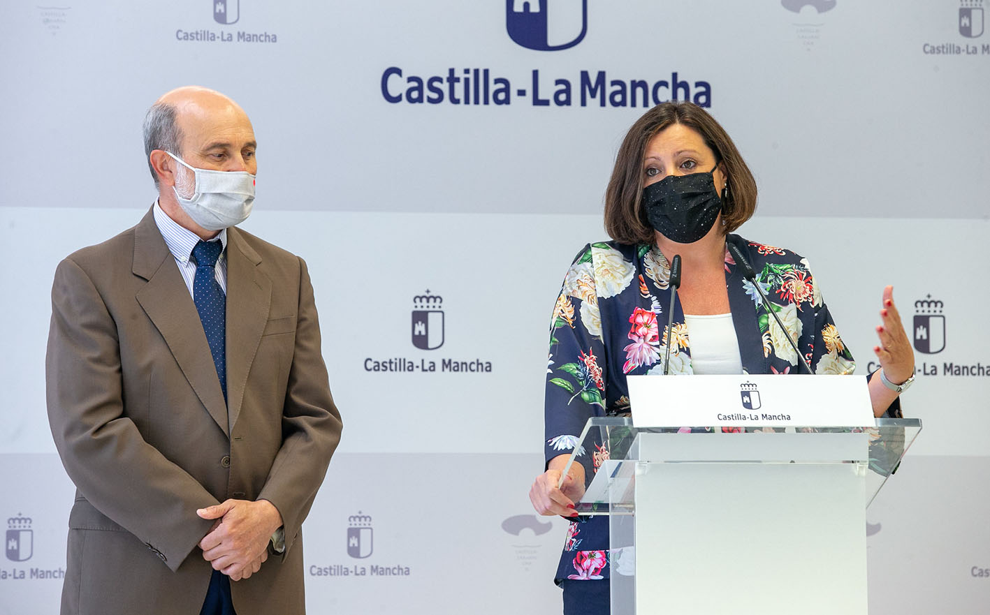 Patricia Franco, consejera de Economía, Empresas y Empleo, durante la presentación de los planes.