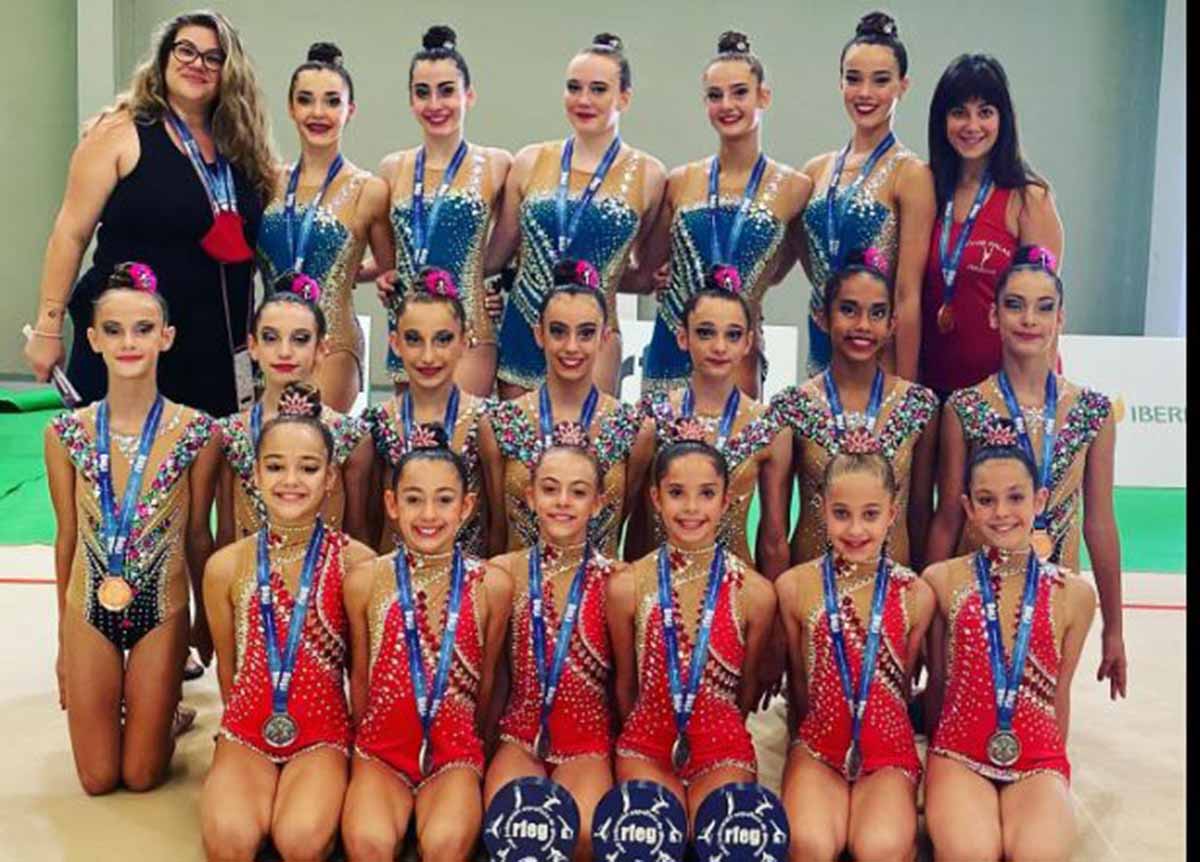 El Club Palas, triunfo absoluto en la Copa de la Reina, plata en la alevín y bronce en la infantil