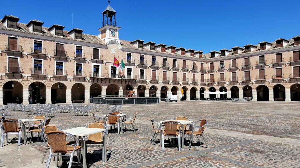 Plaza Mayor de Ocaña. Foto: Rebeca Arango.