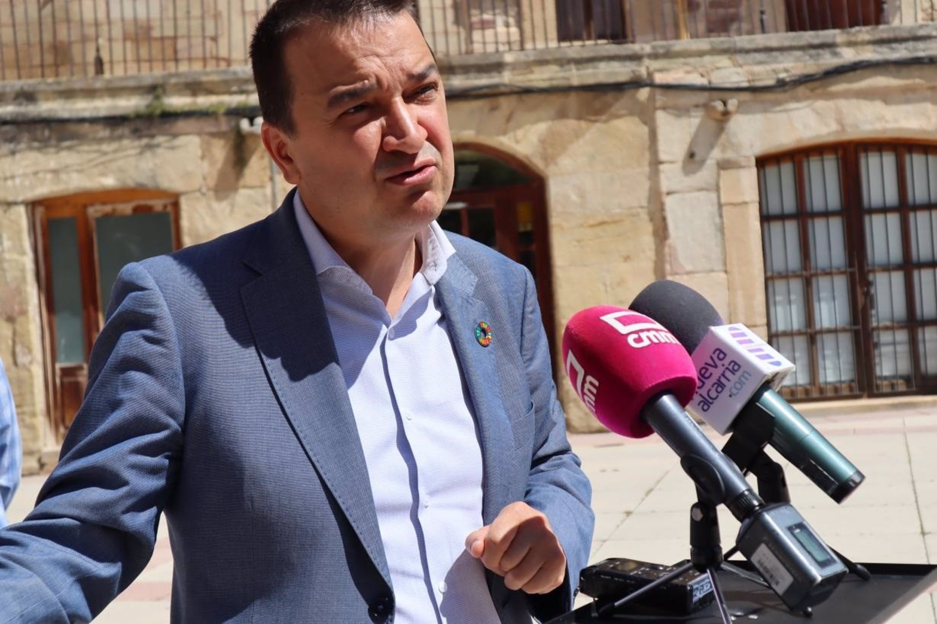 El consejero de Agricultura, Agua y Desarrollo Rural, Francisco Martínez Arroyo, en Molina de Aragón.