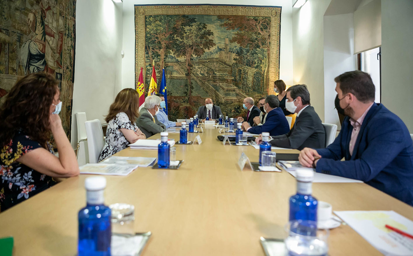 Martínez Guijarro preside la reunión con los agentes sociales firmantes del Pacto contra la Despoblación.