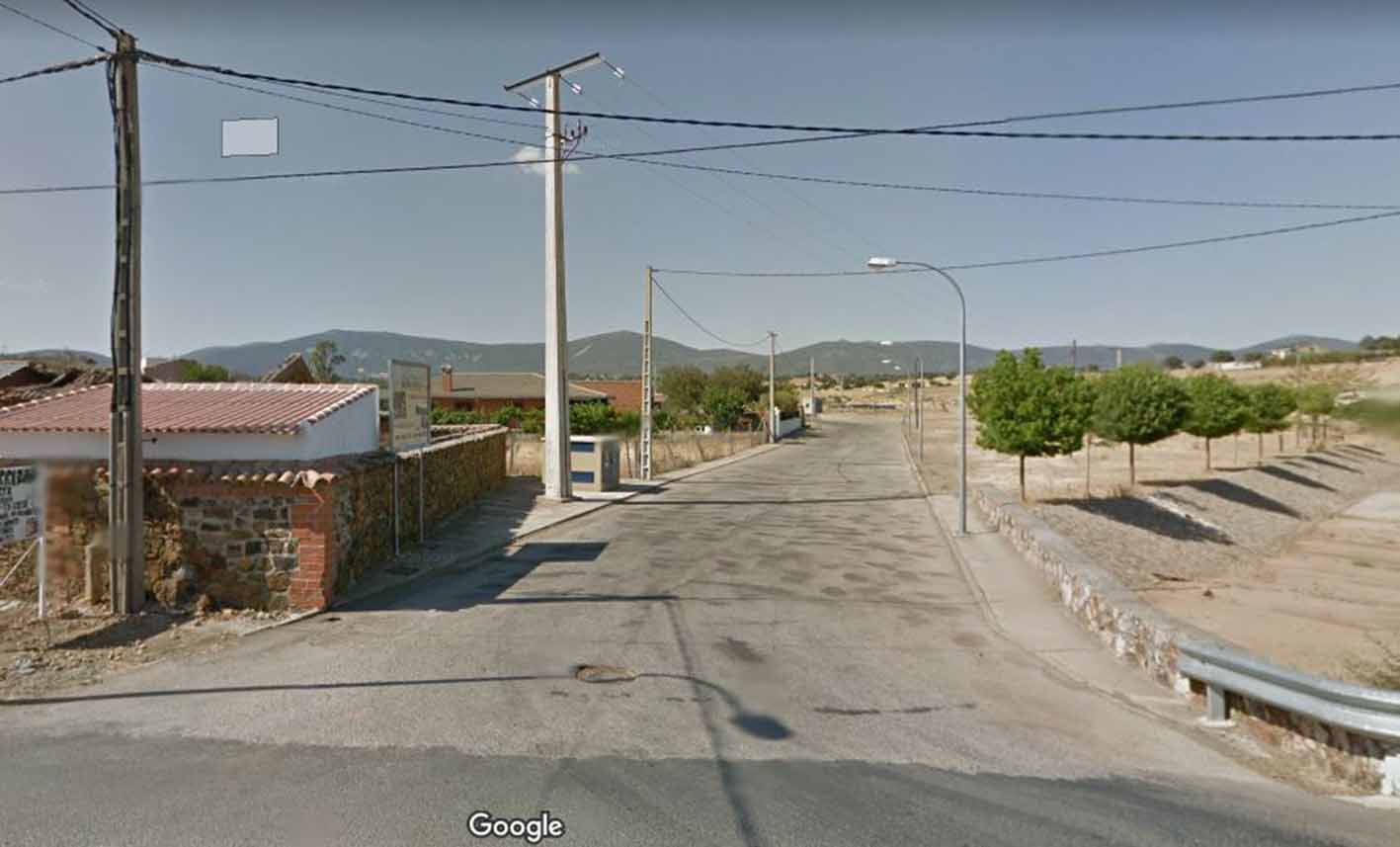 Un hombre se mata al colisionar su moto con un corzo en la CM 4017. en el término de Retuerta del Bullaque. Foto: Google Maps