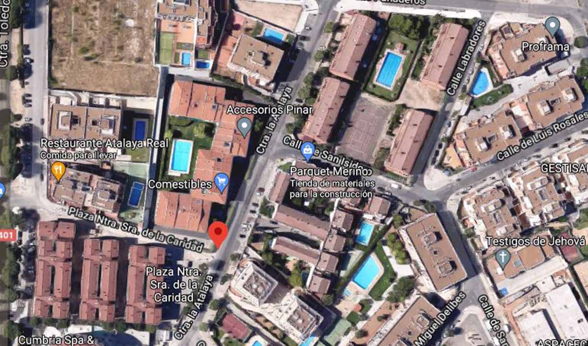 Carretera de la Atalaya, donde un hombre apareció muerto en una casa. Imagen: Google Maps