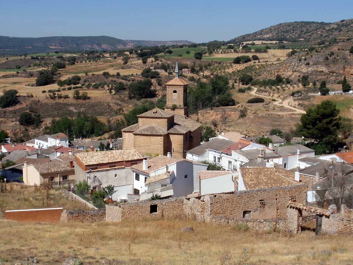 Castillejo del Romeral propone acoger afganos