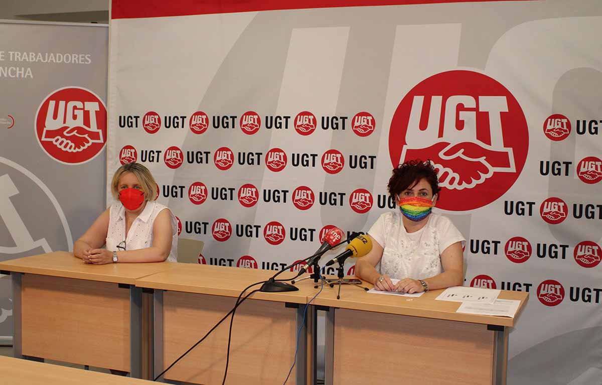 Rueda de prensa de la secretaria de Empleo y Política Sindical de UGT Castilla-La Mancha, Isabel Carrascosa
