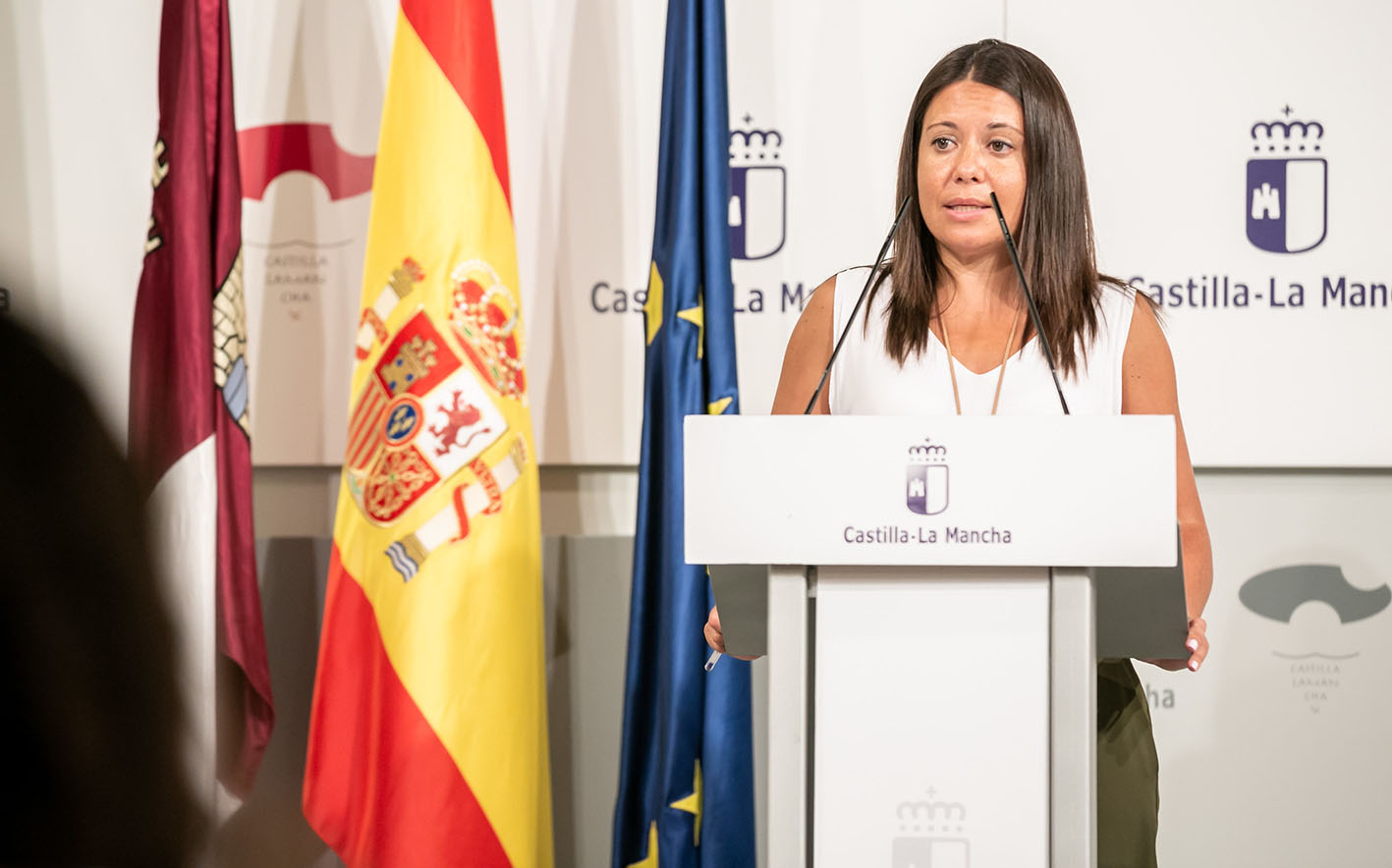 Bárbara García, consejera de Bienestar Social, ha anunciado la inversión de 127 millones en infraestructuras durante los tres próximos años.