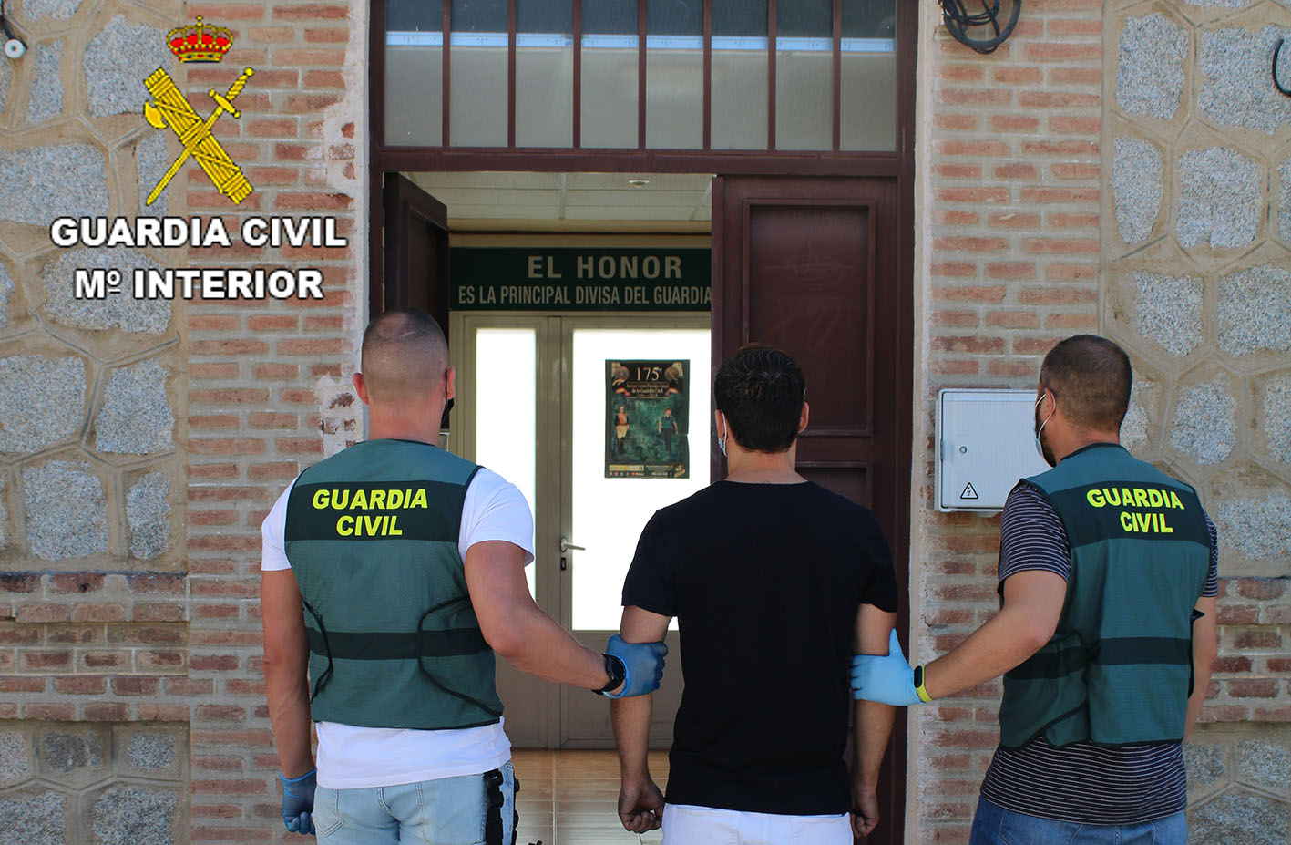 En la imagen, uno de los detenidos por la Guardia Civil.