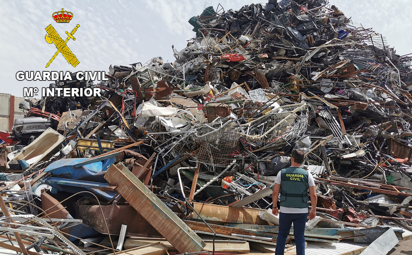 La Guardia Civil ha recuperado 5.000 kilos de material robado.