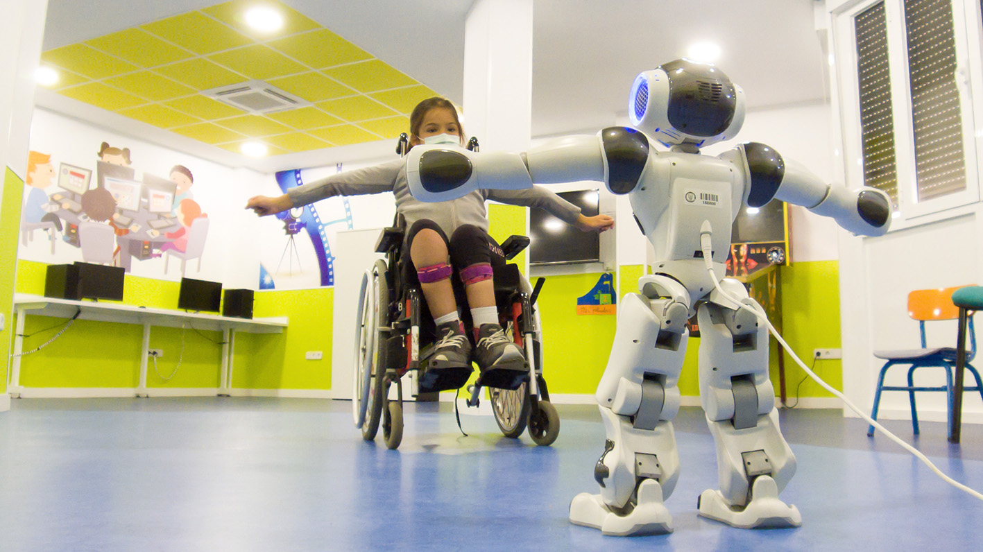 En la imagen, el robot que ayuda en la rehabilitación de los niños y niñas con lesiones medulares.