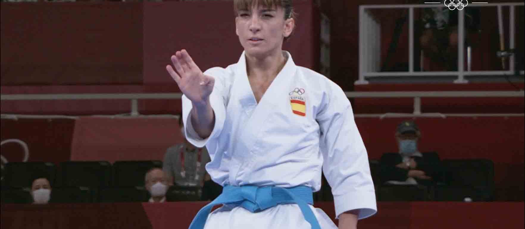 Sandra Sánchez, en una de sus katas en Tokio 2020.