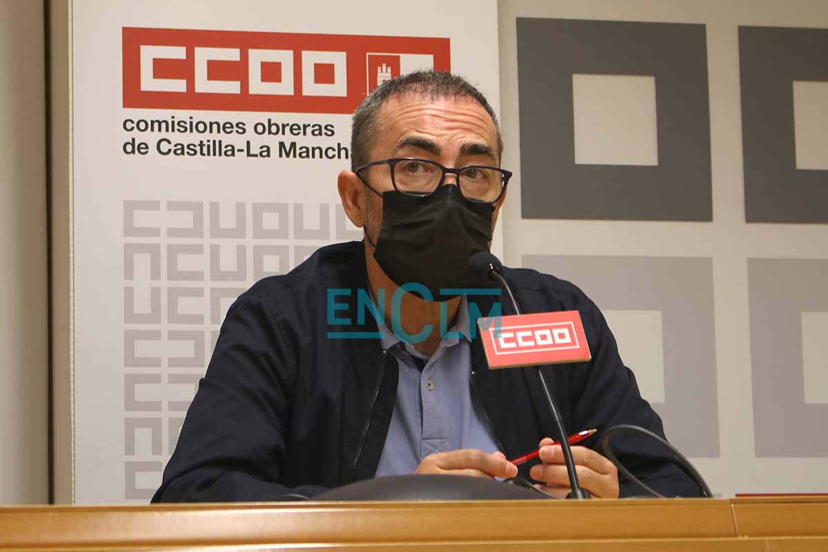 El secretario general de CCOO CLM, Paco de la Rosa. Foto: Sara M. Trevejo.