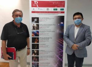 Francisco Plaza (izquierda) y Teo García presentaron la programación de otoño del Teatro de Rojas