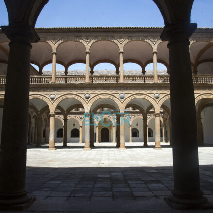 Claustro del Hospital de Tavera, donde está el Archivo de la Nobleza. Foto: Rebeca Arango.