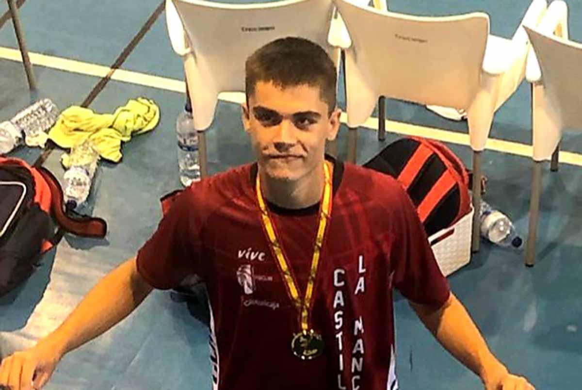 Álvaro Oteo, el campeón de España cadete de baloncesto