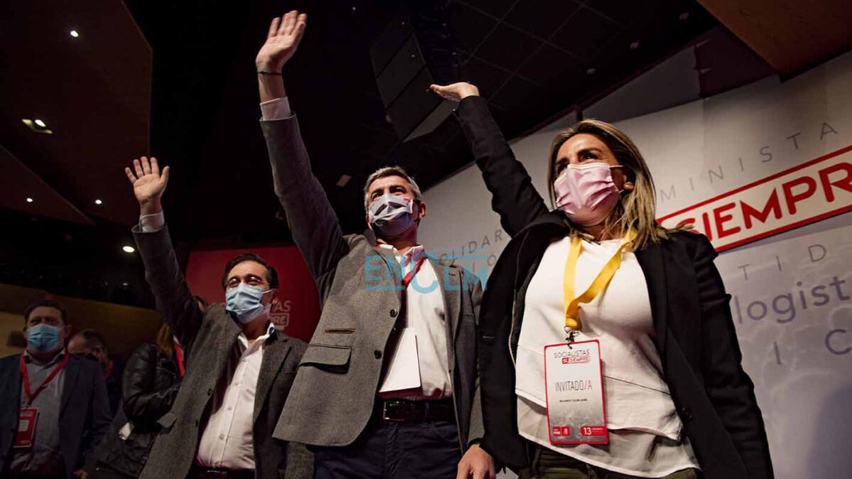 José Manuel Albares, Álvaro Gutiérrez y Milagros Tolón, en el 13 Congreso Provincial del PSOE de Toledo. Foto: Rebeca Arango.