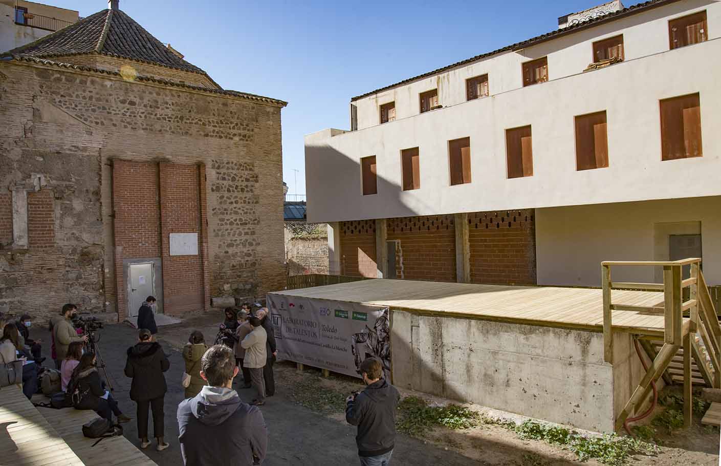 Espacio frente al Salón Rico del Laboratorio de Talentos