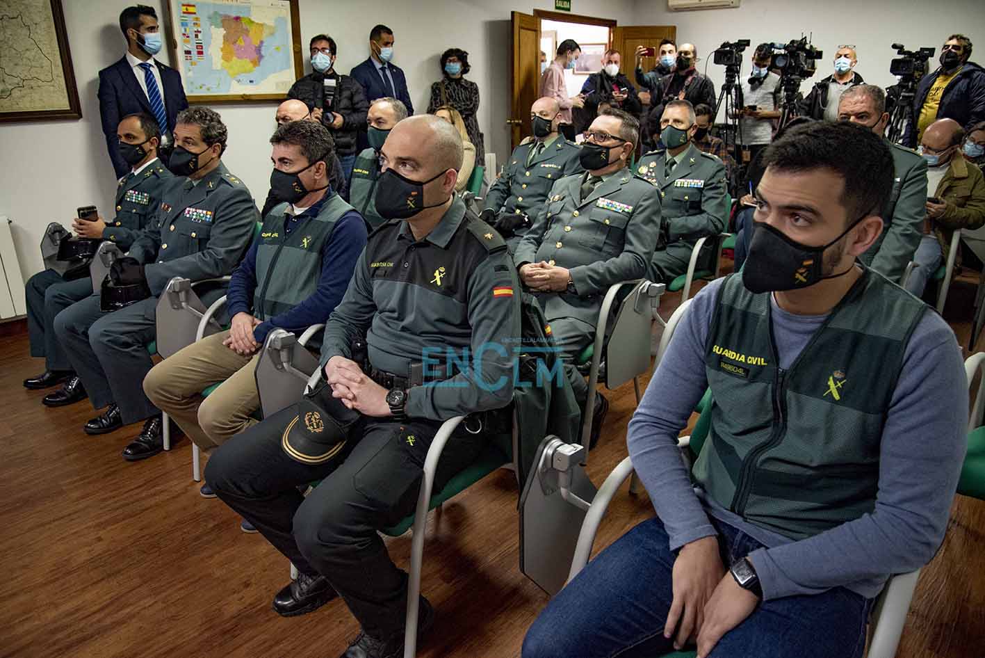 Guardias Civiles en la rueda de prensa de la directora general del Cuerpo. Foto: Rebeca Arango