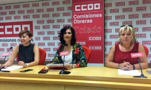 Mamen Trujillo, de la Federación de Industria; Nuria Garrido y María Jesús Fernández, de CCOO.