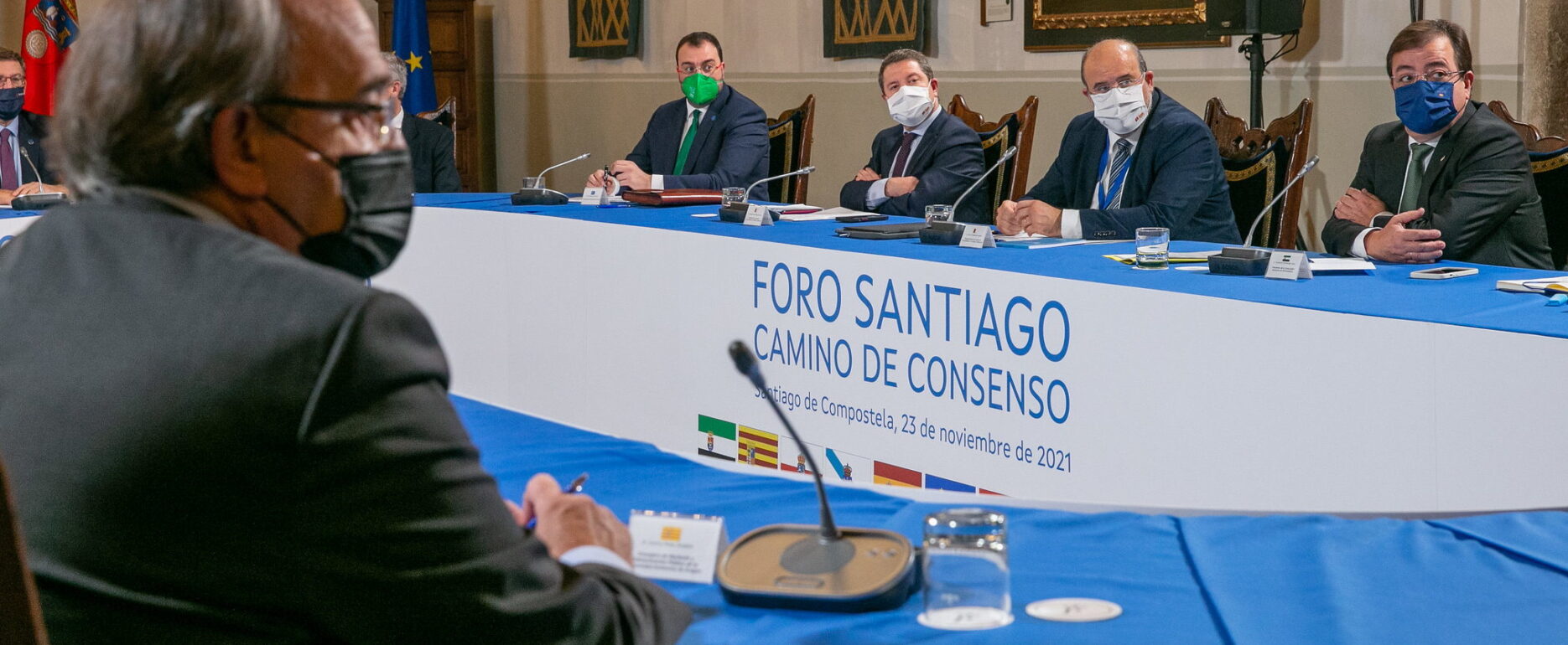 Page, durante la reunión de los ochos presidentes regionales en Santiago de Compostela.
