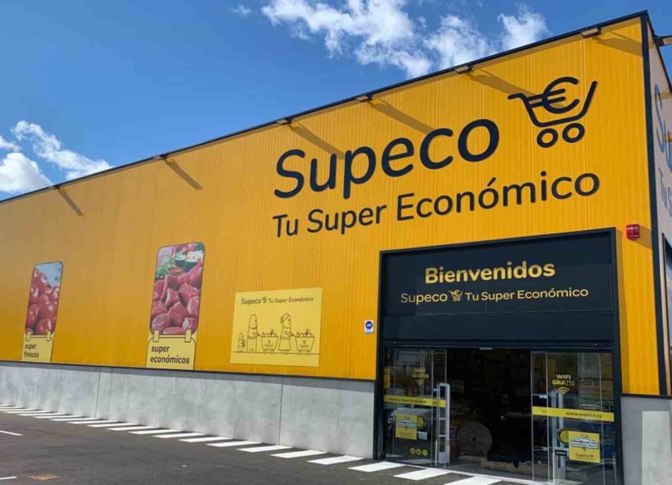 Nueva tienda Supeco, de Carrefour, en Torrijos (Toledo).