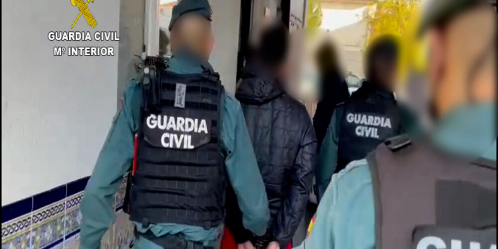 Uno de los detenidos en la operación que acabó con un importante punto de venta de drogas en la comarca de Torrijos.