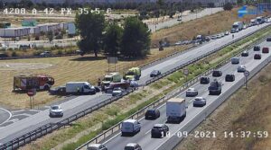 La DGT recomienda prudencia en las carreteras.