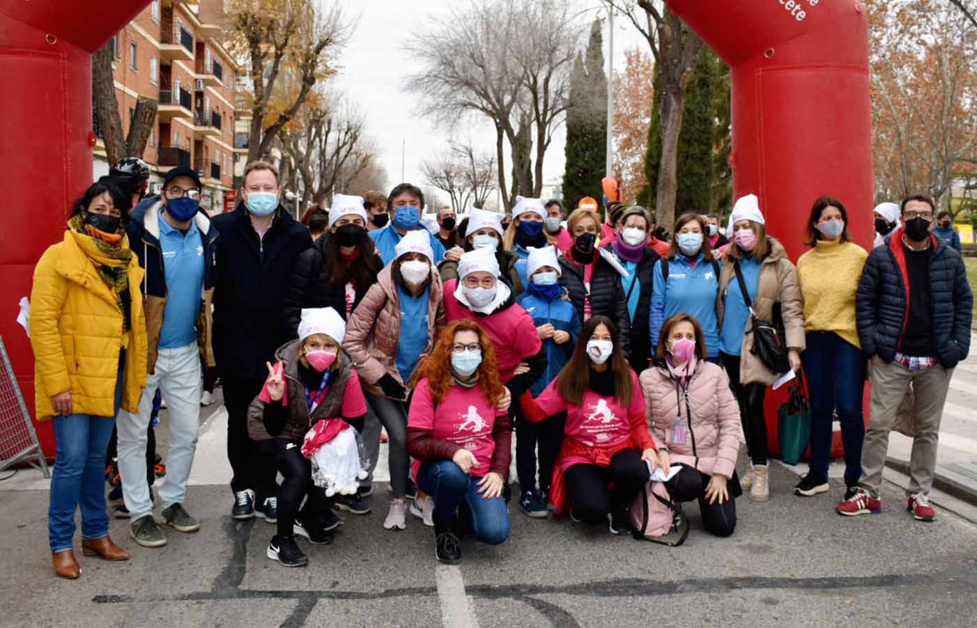 Foto de grupo a propósito del Memorial María José Merlos.