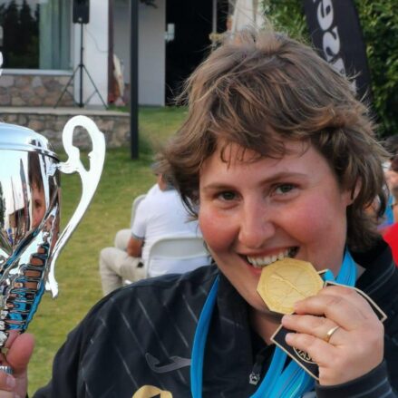 Beatriz Laparra se proclamó campeona de Europa de tiro.